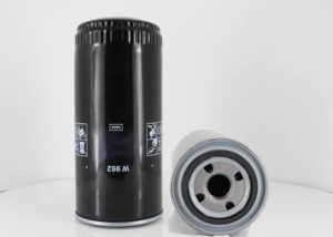 W962 oil filter